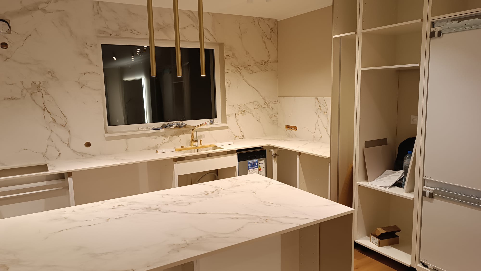 Küchenarbeitsplatte aus Dekton Entzo