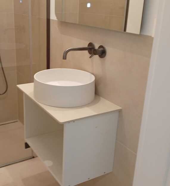 Badezimmerarbeitsplatten aus Keramik Franko Taupe Naturale