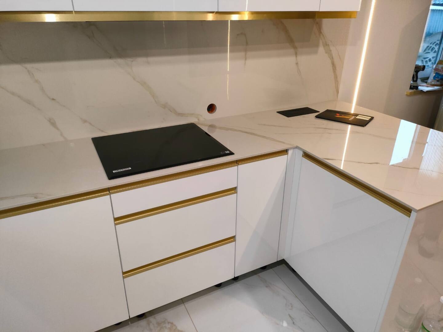 Laminam Calacatta Oro Venato küchenarbeitsplatte aus Keramik nach Maß, Weiß – Soft touch