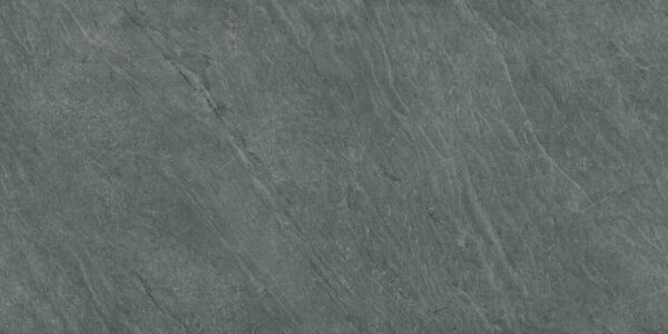 Badezimmerarbeitsplatte aus grauer Keramik Laminam Pietra di Cardoso Grigio - geflammt