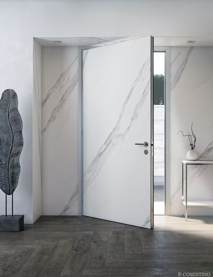 Kuchyňský obklad (ochrana proti stříkající vodě) z keramické desky Dekton Opera – velvet