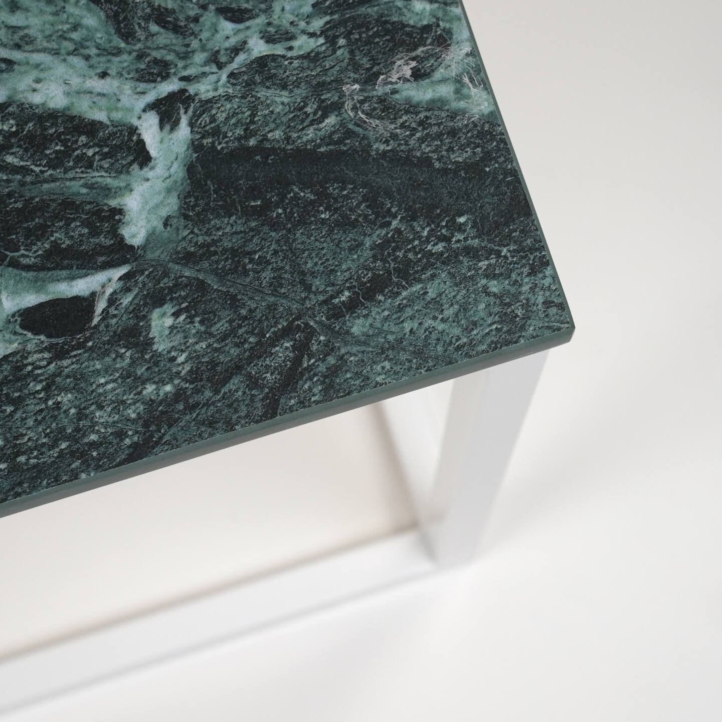 Stůl Franko Mulan od Franko Keramik, Verde Alpi, 100×60