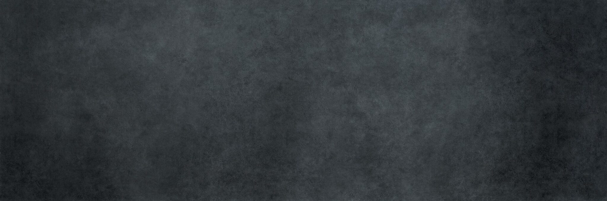 Kuchyňský obklad (ochrana proti stříkající vodě) z keramické desky Laminam Blend Nero – matný