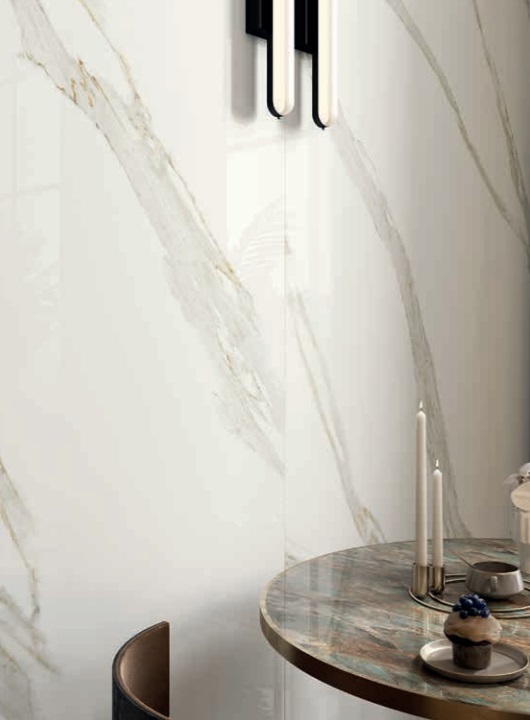 Velkoformátová dlaždice Mirage Jewels JW02 Calacatta Reale 120 × 278 cm nebo 160 × 320 cm, tloušťka 6 mm