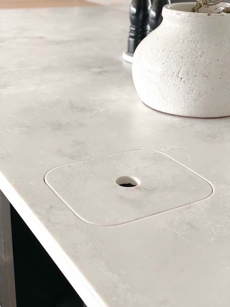 Kuchyňská deska Technistone Ambiente Light z konglomerátu na míru, bílá – Terra