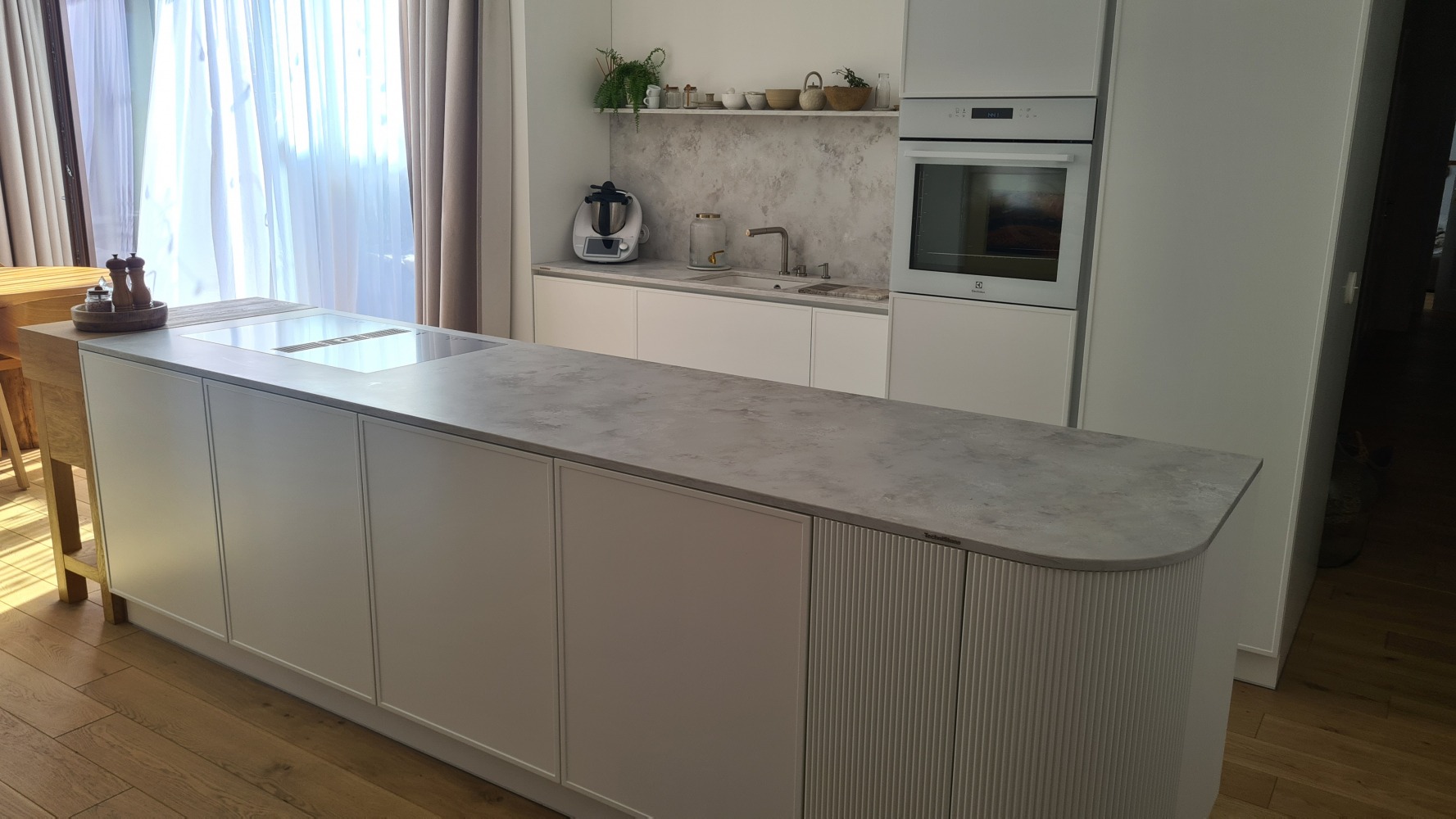 Kuchyňská deska Technistone Ambiente Light z konglomerátu na míru, bílá – Terra
