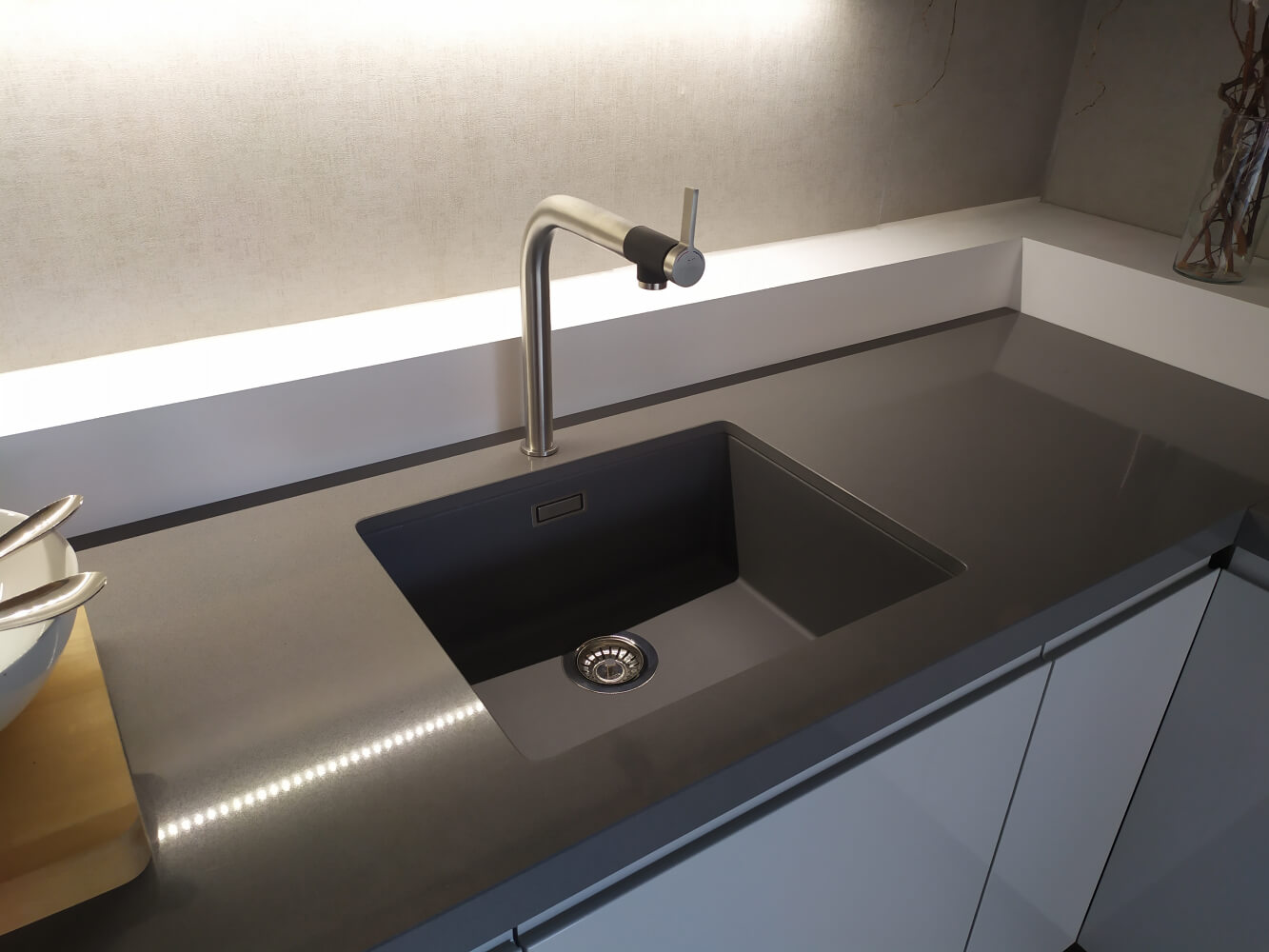 Kuchyňská deska Technistone Gobi Grey z konglomerátu na míru, šedá – leštěná