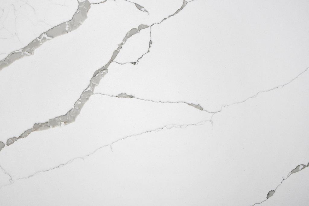 Konglomeráty F-Quartz Calacatta Prestige pro pracovní desku