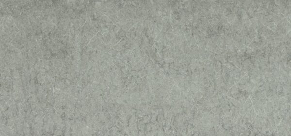 Kuchyňská deska z konglomerátu na míru, šedá – Caesarstone Symphony Grey – leštěná