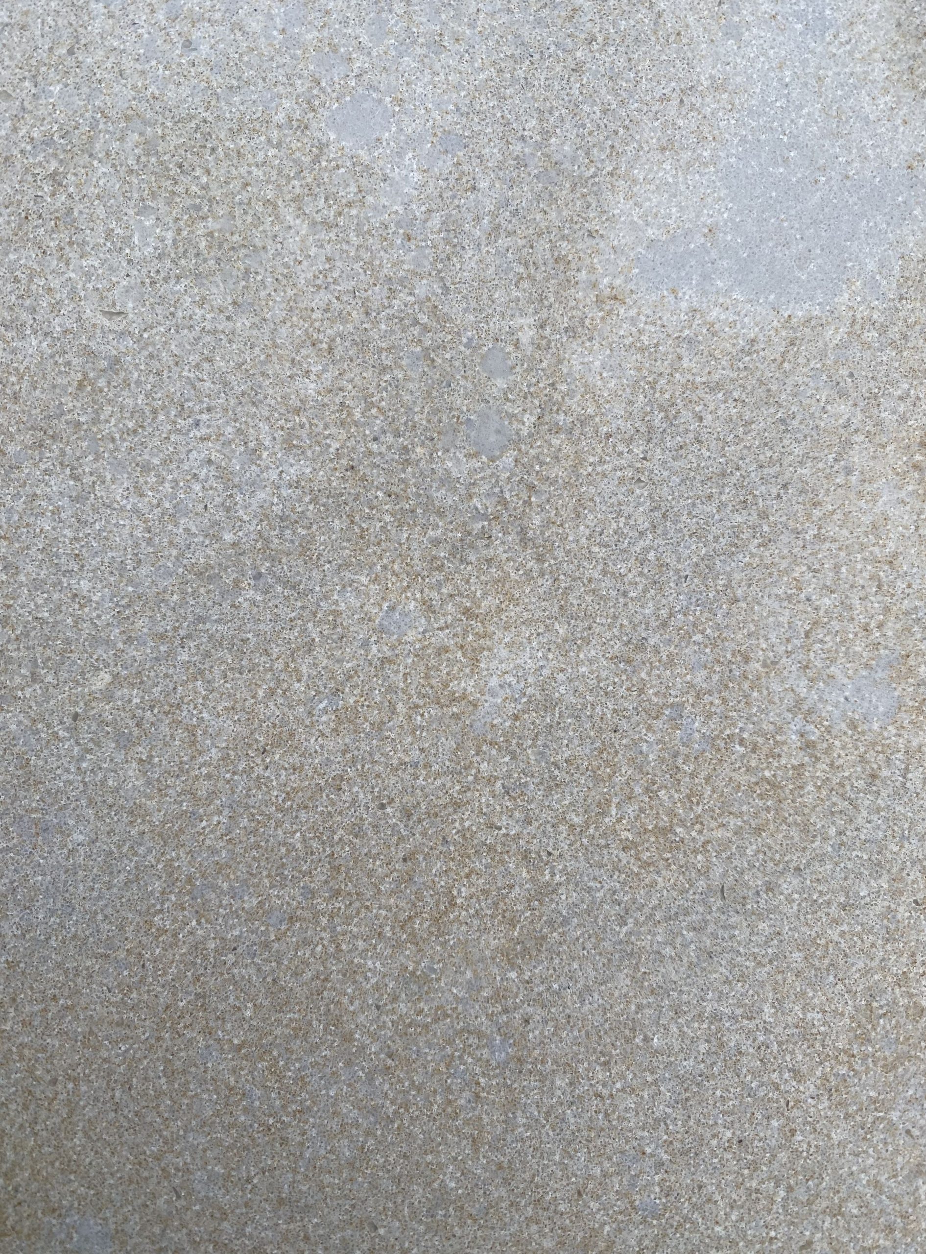 Kuchyňská deska z konglomerátu na míru, šedá – Caesarstone Primordia – matná
